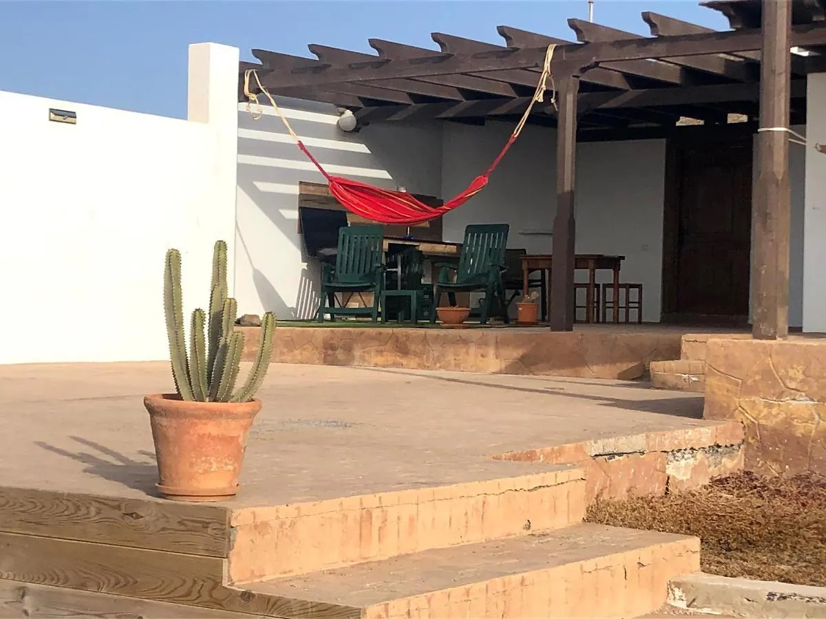 Homestay Mas Alla De Todo, Relax Apartment Ajuy Spain
