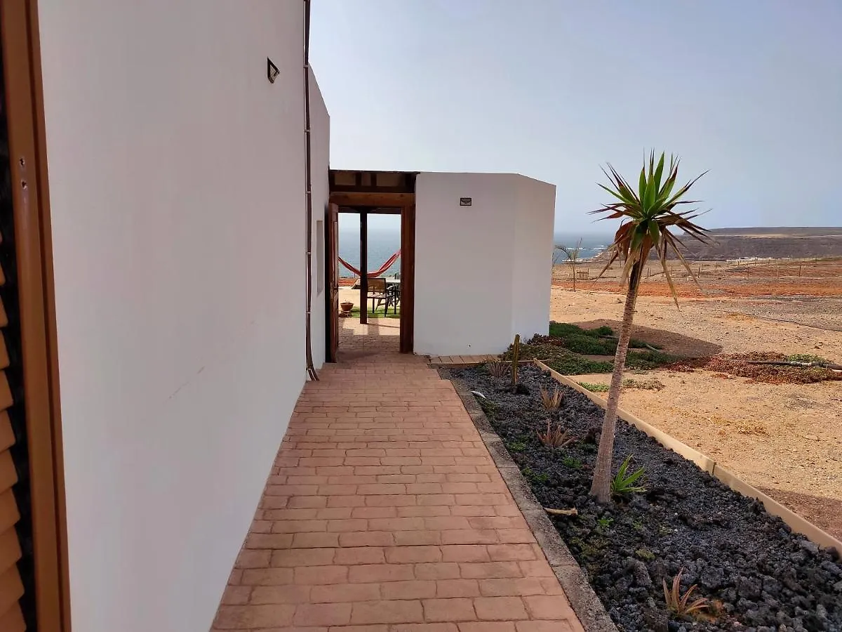 Mas Alla De Todo, Relax Apartment Ajuy Homestay
